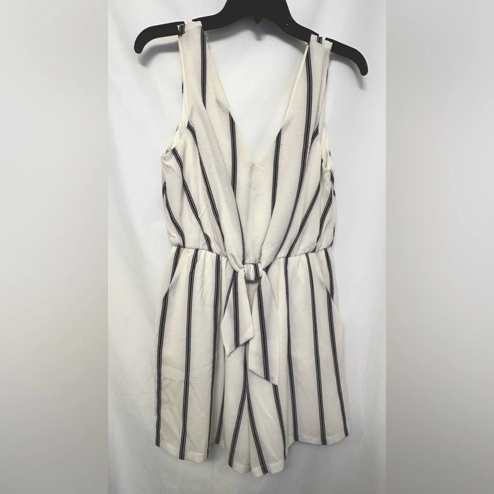 Lily Rose Striped Romper (Size S, NWT) - Picture 1 of 5